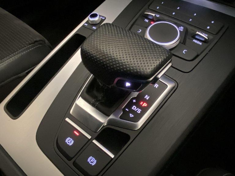 Audi Q5 Photo bsapi-d47a66224ce1573bb39989811f1b22d7882ef2a4.jpg