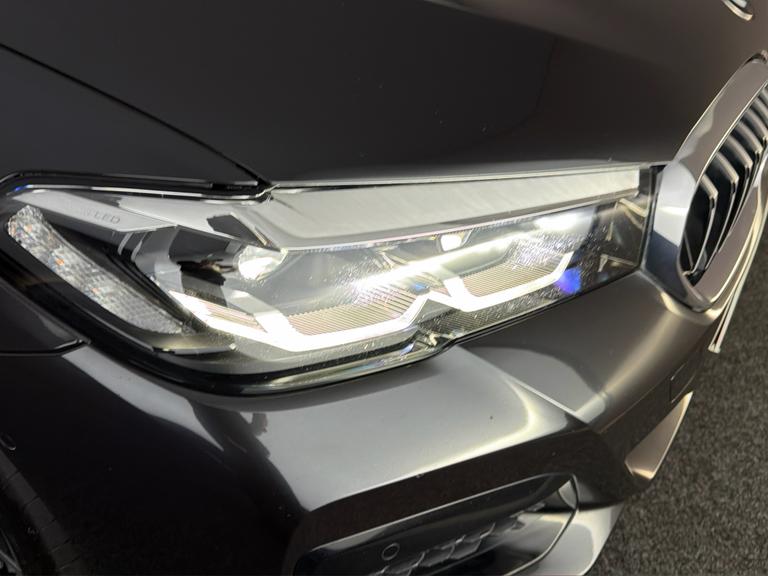 BMW 5 Series Photo bsapi-d482cf5b895477dd58d602b103e0c99780297f82.jpg