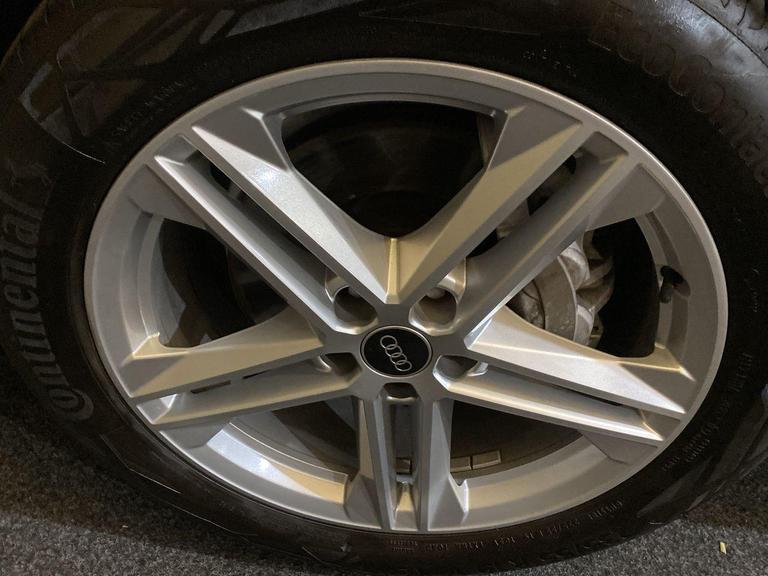 Audi Q5 Photo bsapi-d494005805e44f4b71d80ceb6ed7a6491ff1c181.jpg