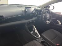 TOYOTA Yaris Photo 22
