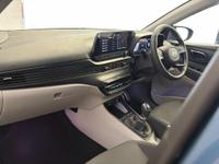 HYUNDAI BAYON Photo 23