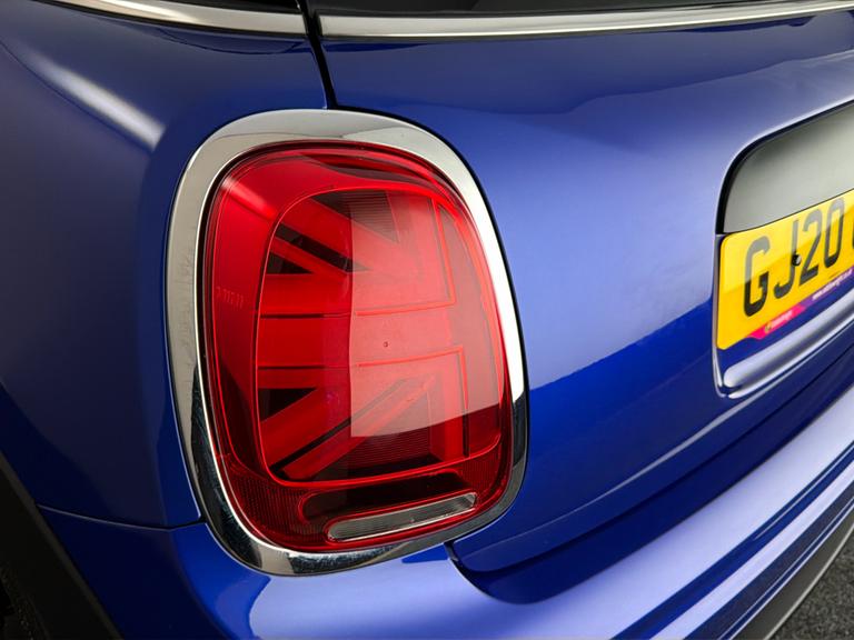 MINI HATCH Photo bsapi-d6454544843c8762aa034b164fe00effa3e54fbf.jpg