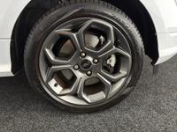 FORD ECOSPORT Photo 14