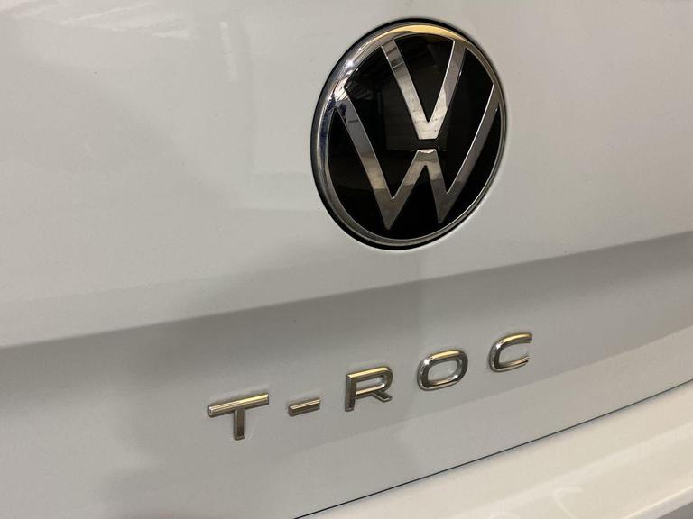 Volkswagen T-ROC Photo bsapi-d99f48342282054c317594d3eaf27ed0550f0abf.jpg