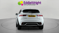 JAGUAR E-PACE Photo 5