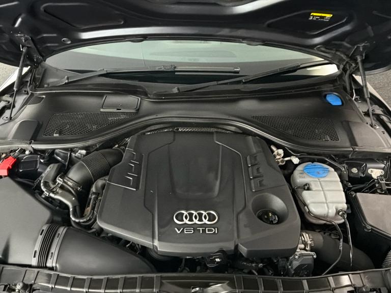 AUDI A7 Photo bsapi-dab39993d4ca98c6d32b844ea14de2447cac5523.jpg