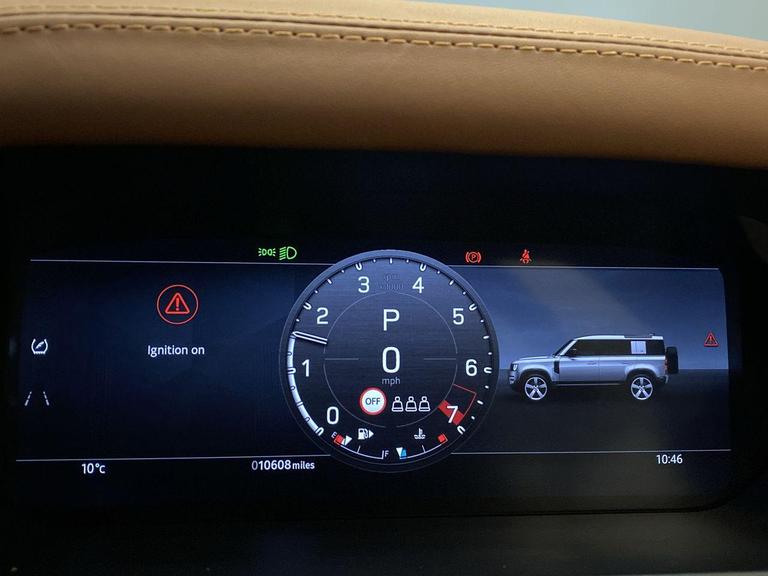 LAND ROVER DEFENDER 110 Photo bsapi-dcc9a30e349f5cacb65bbc8389e9e956c4aadcdf.jpg