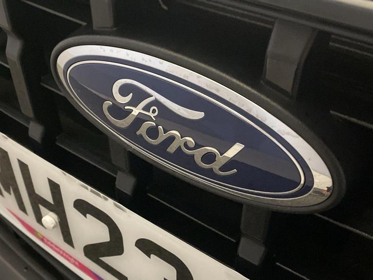 FORD FIESTA Photo bsapi-dd4817189ea886e4ef7bfa91747806e34b32f78d.jpg