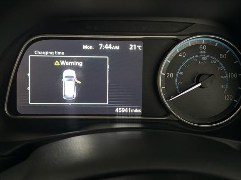 NISSAN LEAF Photo bsapi-ddfd7919fcd77ca873476d74246dabb6fcd55994.jpg