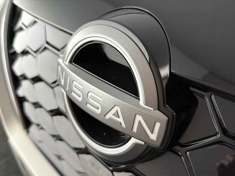 NISSAN Juke Photo bsapi-de653b4e5218b5edbe55375ed1b8e90018c89269.jpg