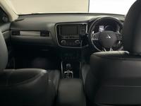 MITSUBISHI Outlander Photo 10