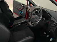 Ford Fiesta Photo 9