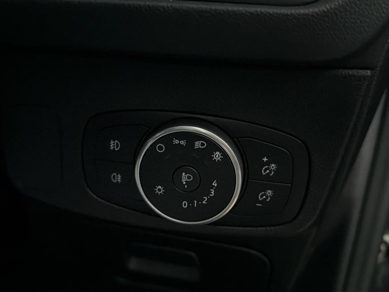 FORD Focus Photo bsapi-dff2c6dc89aaa606f87dd094eacea550e179ff91.jpg