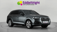 Audi Q7 Photo 0