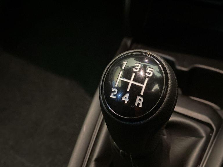SUZUKI SWIFT Photo bsapi-e01e11bda95a7f26c74b28309197b8954c8031b2.jpg