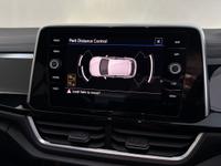 Volkswagen T-Roc Photo 29