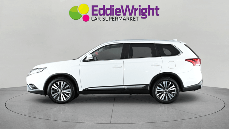MITSUBISHI Outlander Photo bsapi-e0658fe8df69926132a5ebd7bbe84f1b542b4f03.jpg
