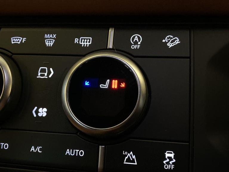 LAND ROVER DEFENDER 110 Photo bsapi-e068ef263540b9a2ee226e78652d6ac51446bced.jpg