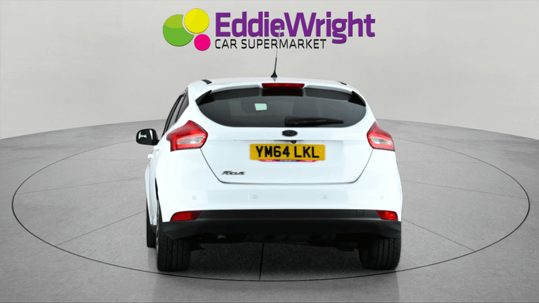 FORD Focus Photo bsapi-e11379ecf7b579d16cc22419ebcab0892fd44b3a.jpg