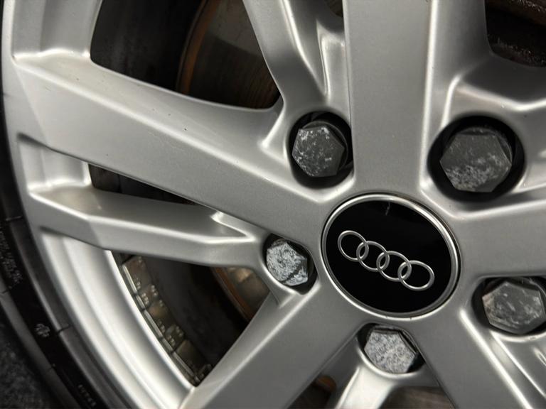 Audi Q3 Photo bsapi-e1ae051f9b942c552acb699b20388d7e7ac3c341.jpg