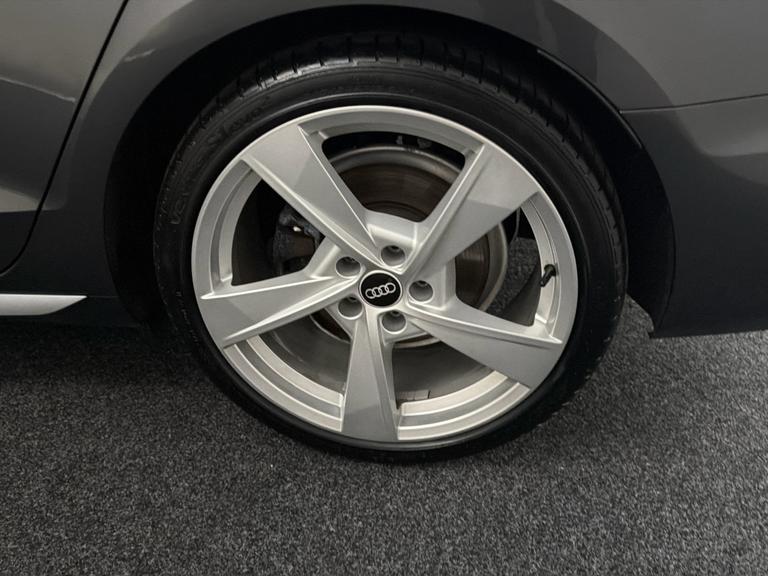 AUDI A4 Photo bsapi-e1e0fb94262aae7538d657dd110e4ca6eef5fdf1.jpg