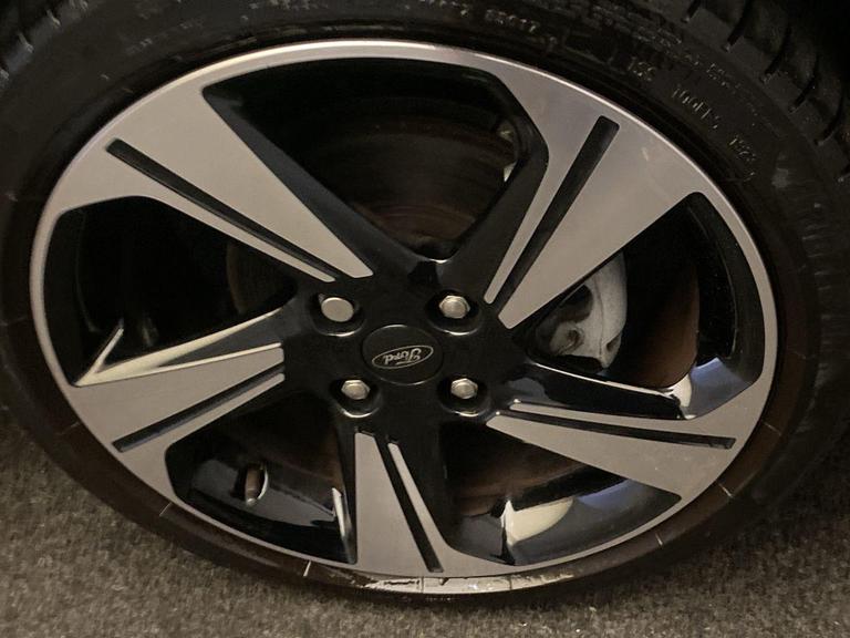FORD FIESTA Photo bsapi-e2534c3ab1790bc60fb47cedb298c73dd7eb6d30.jpg