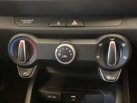 Kia STONIC Photo 10