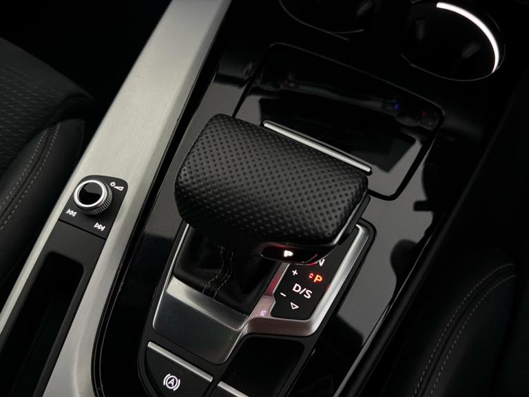 Audi A4 Photo bsapi-e2cdb0b6eb1a05568c02ca70c0374c072f647c7d.jpg