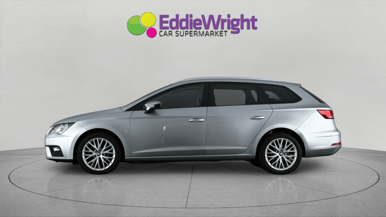 SEAT LEON Photo bsapi-e2ec8b31bd352e725f99d83b654ec3832719e4ff.jpg