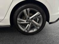 Volkswagen GOLF Photo 21