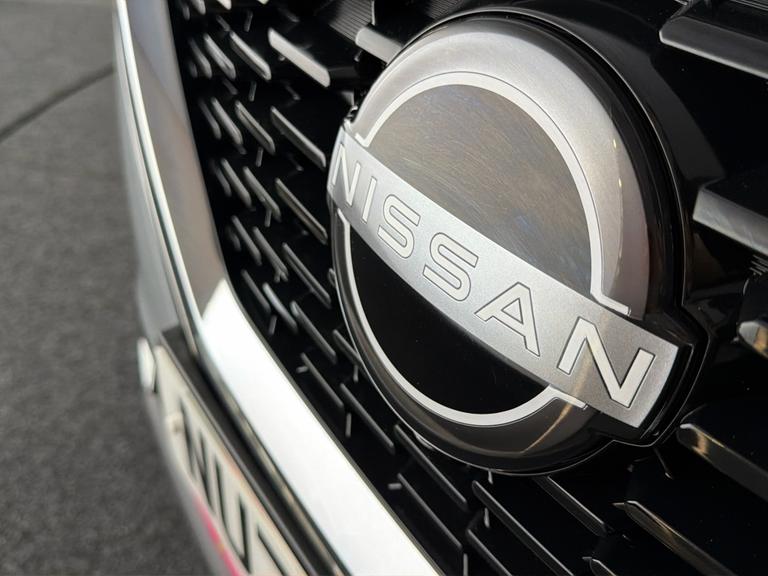 NISSAN Qashqai Photo bsapi-e2fba87a5a28b583dc8ff14de28034c0cad2ed44.jpg
