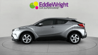 TOYOTA C-HR Photo 1