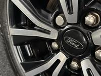 FORD Puma Photo 24