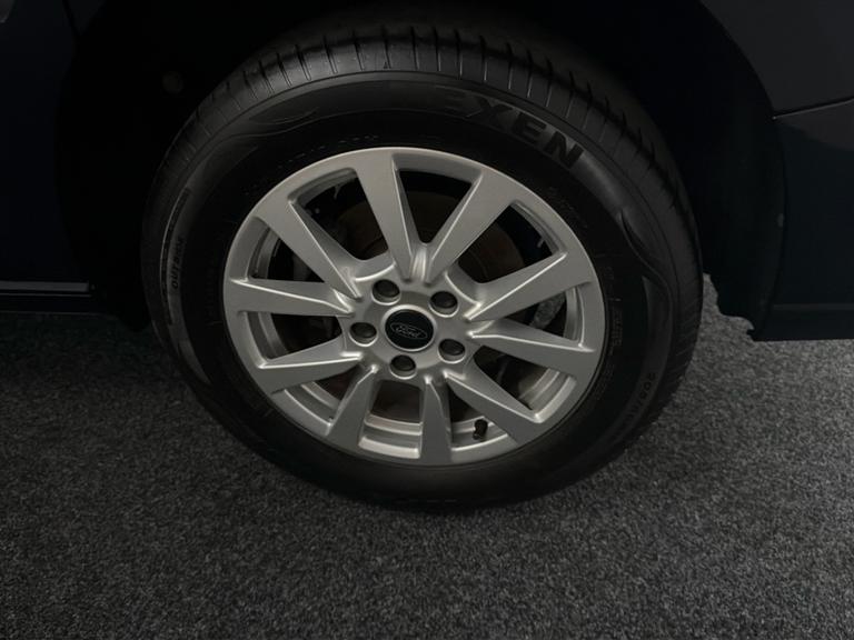 FORD Tourneo Connect Photo bsapi-e3e3c2cb14d09753a0a5e1a4e6f87af40fb45993.jpg