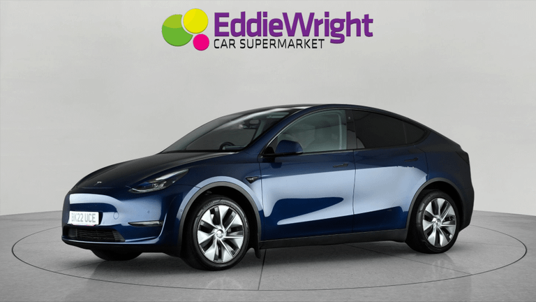 TESLA MODEL Y Photo bsapi-e42b9bec73f3e99f56bf2627d2e19679bb310d13.jpg