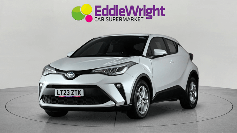 Toyota C-HR Photo bsapi-e48aab2c8577642303fddaa322c91774319c0286.jpg