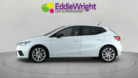 SEAT Ibiza Photo 3