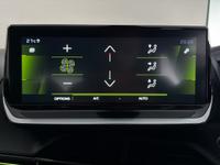 PEUGEOT 2008 Photo 17