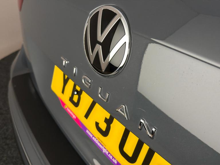 Volkswagen TIGUAN Photo bsapi-e6783b9ebfa0bb36fe5ebf6a33bb82823ae207c9.jpg
