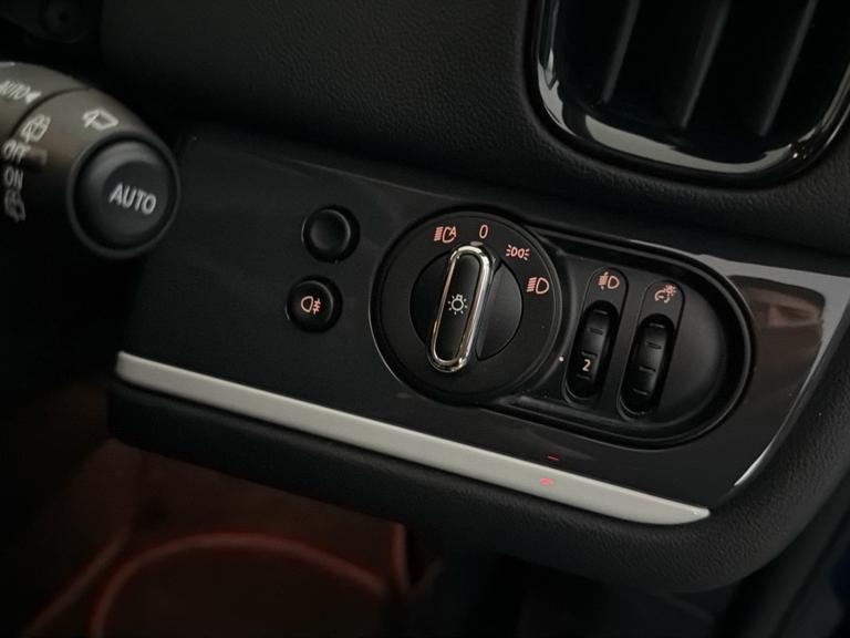 MINI COUNTRYMAN Photo bsapi-e6c7fad18eddfdbf2af8f7195c5d64b7cd8c3f97.jpg