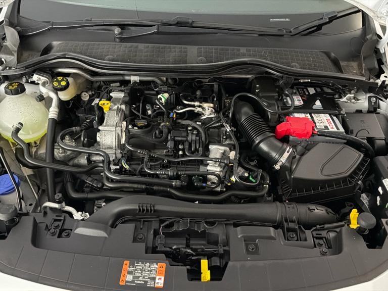 Ford FIESTA Photo bsapi-e6c99a5c3c46aaa0ffb90a665be0e04f3b0241c3.jpg