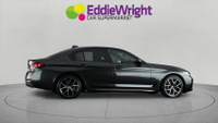 BMW 5 Series Photo 7