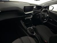 PEUGEOT 208 Photo 29