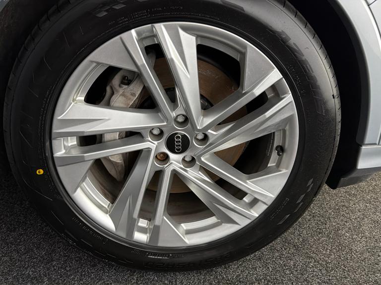 Audi Q7 Photo bsapi-e857a6a9106242394ca66aa550f35b032e1f08a5.jpg