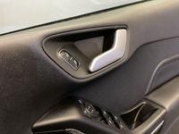 Ford FIESTA Photo 29