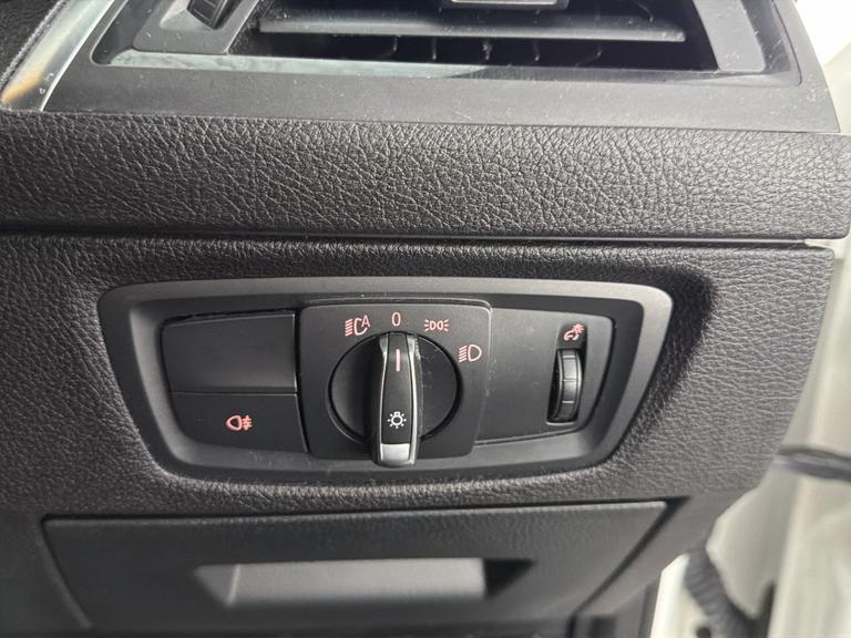 BMW 2 SERIES Photo bsapi-e8e1267bba138a5a30ba7f4ab28b34ba1106fc61.jpg
