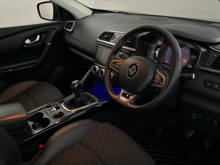 RENAULT Kadjar Photo bsapi-e9087db258eec037147ea3b0c32ce9acbcfd1e1f.jpg