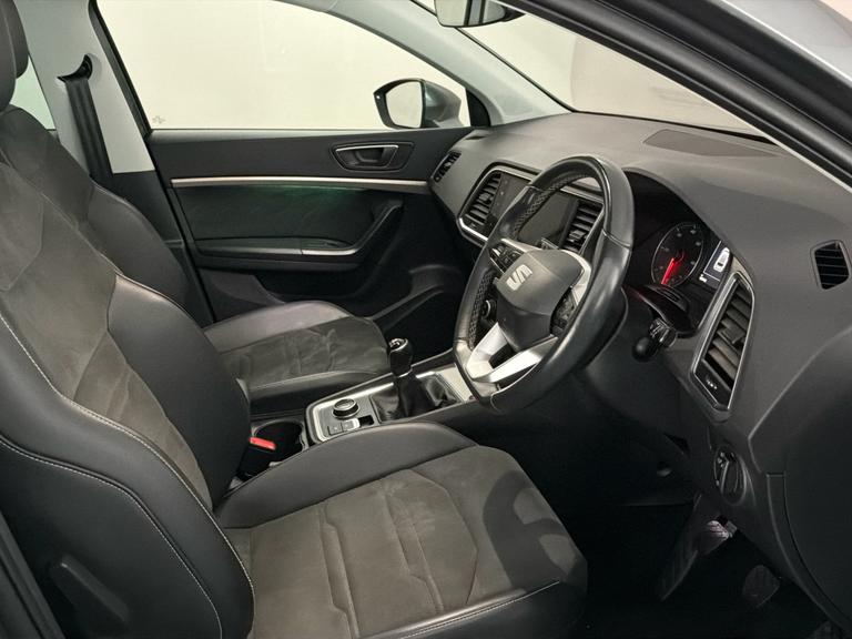 SEAT ATECA Photo bsapi-e98f6a2d4d6ae3a6fa847a6fae8e6ee446d21f55.jpg