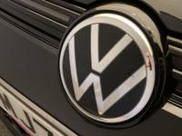 VOLKSWAGEN GOLF Photo 16