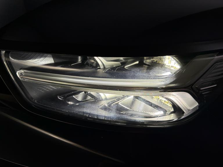 Volvo Xc40 Photo bsapi-eb29f52fee93c4d0a7f8435e721cfabdbd253b41.jpg